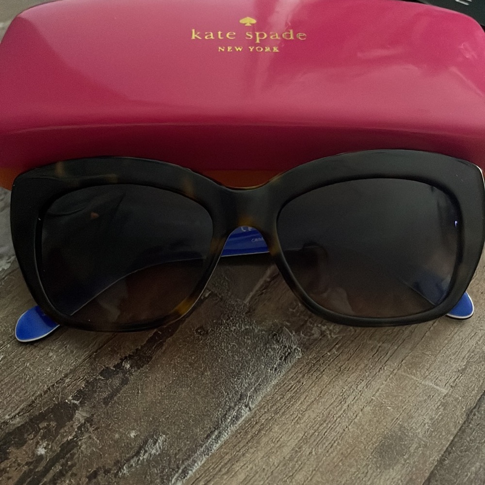 ♠️ Kate Spade sunnies ♠️